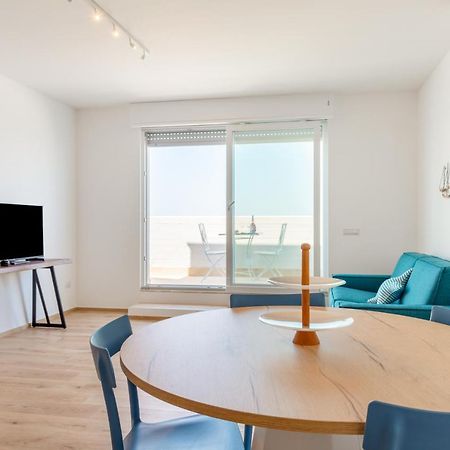 Waterfront Apartment With Seaview Balcony Bari Exterior foto